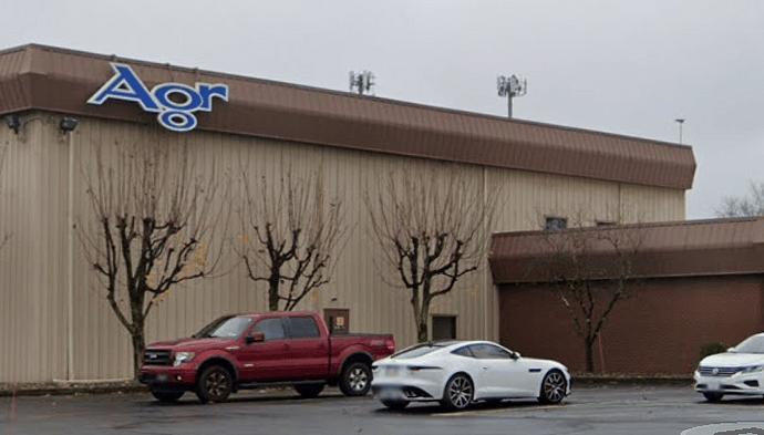 AGR 9 north 2 windows 2nd first floor