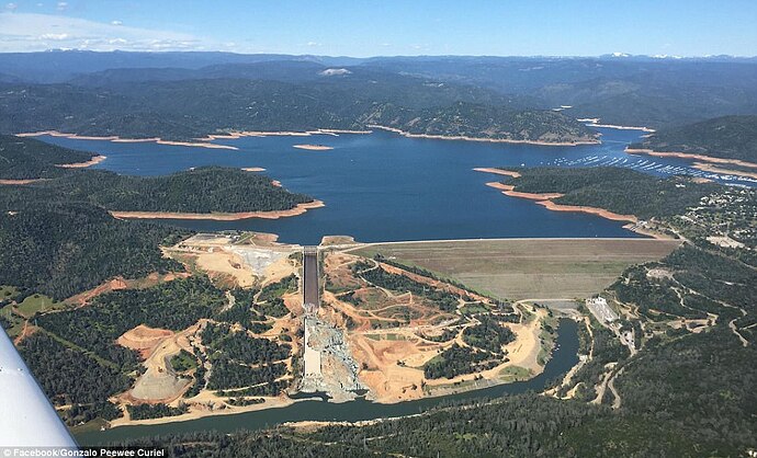 Oroville Dam green spot6